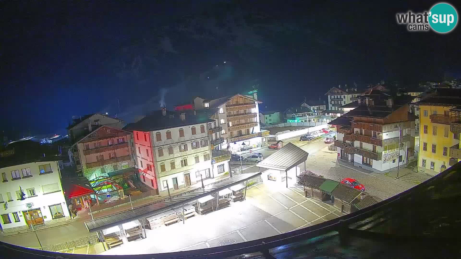 Hauptplatz von Forni di Sopra