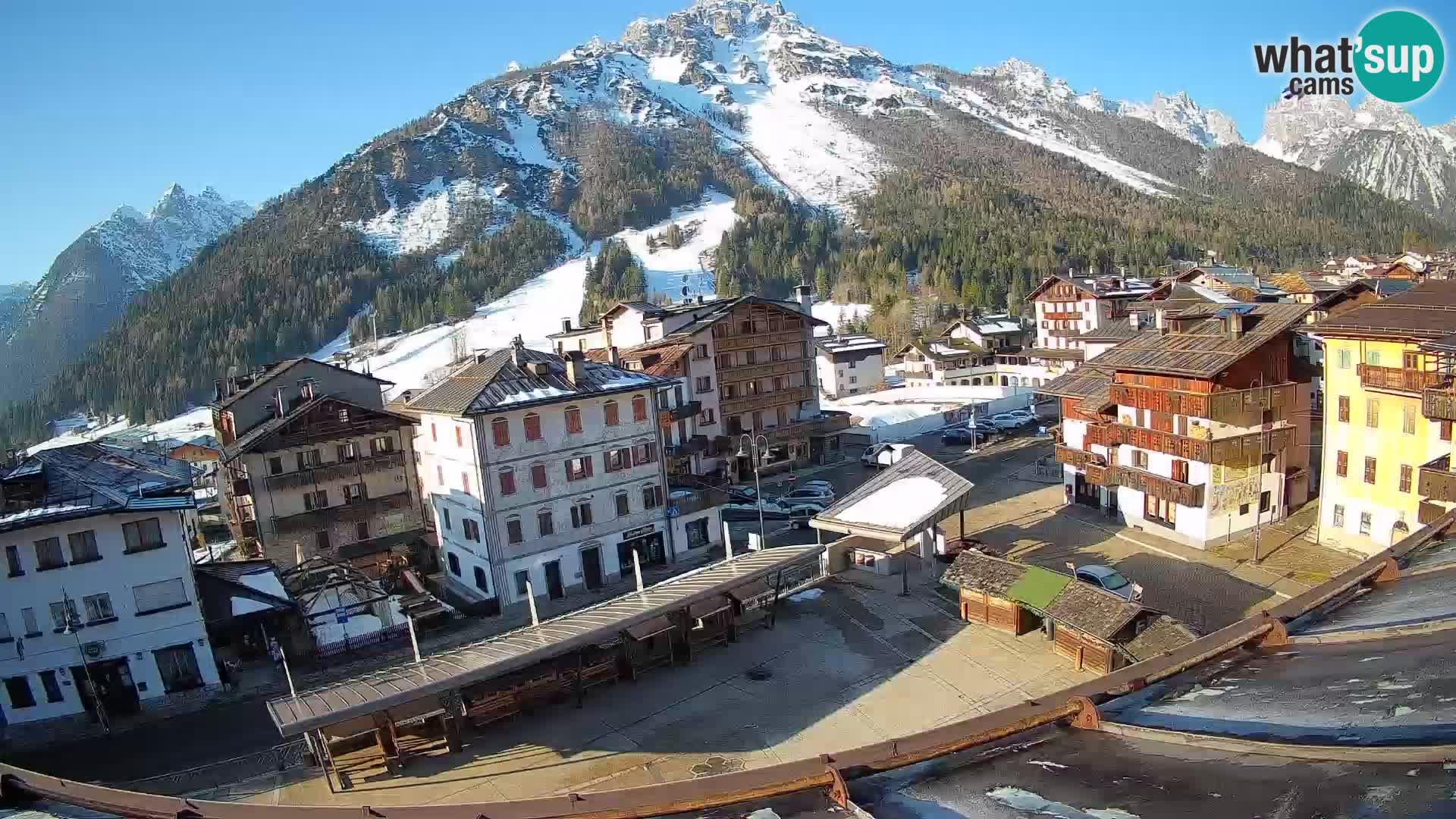 Hauptplatz von Forni di Sopra