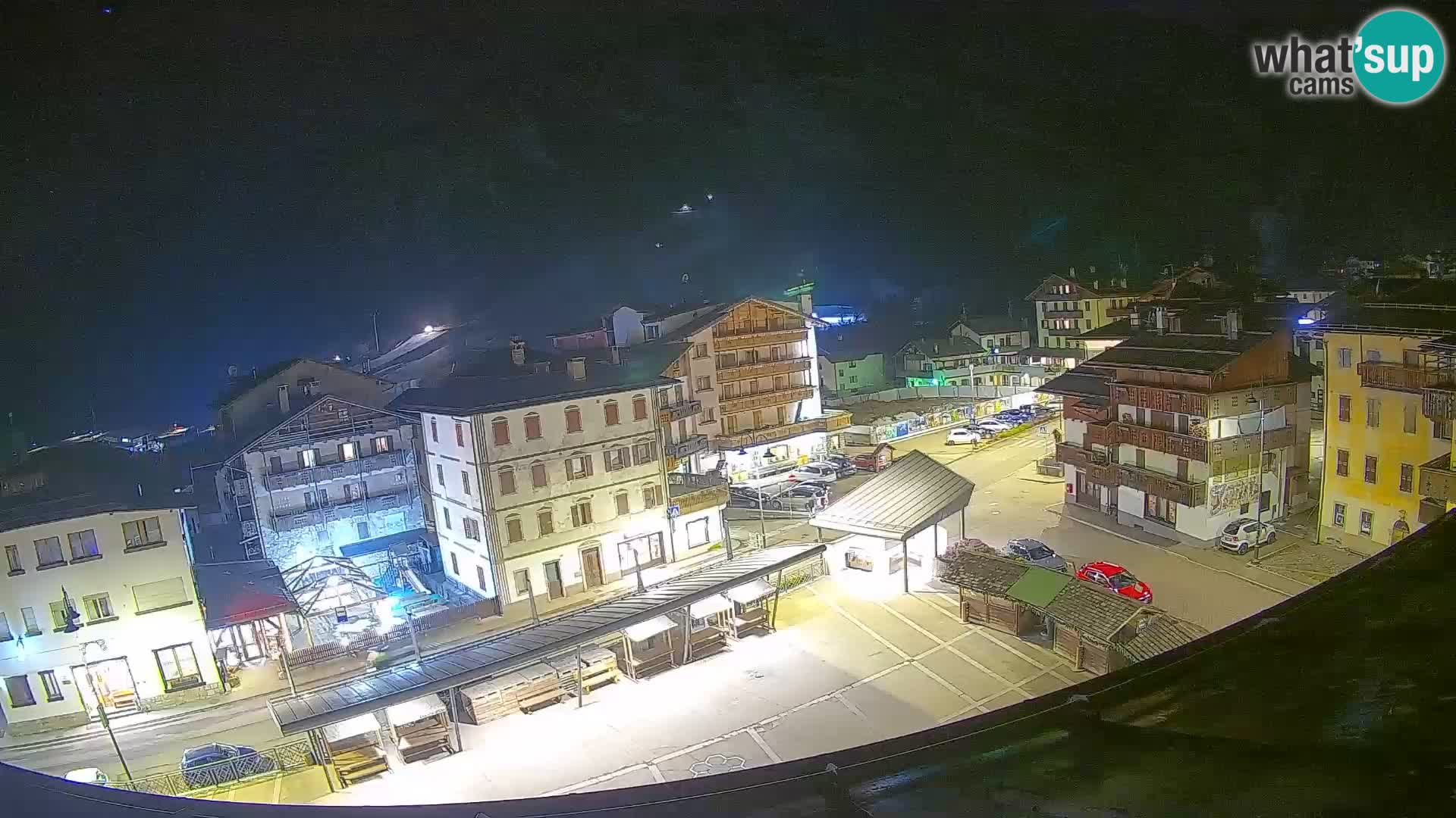 Hauptplatz von Forni di Sopra