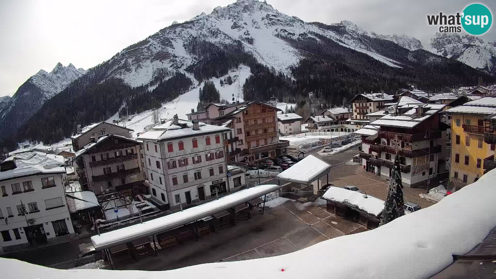 Hauptplatz von Forni di Sopra