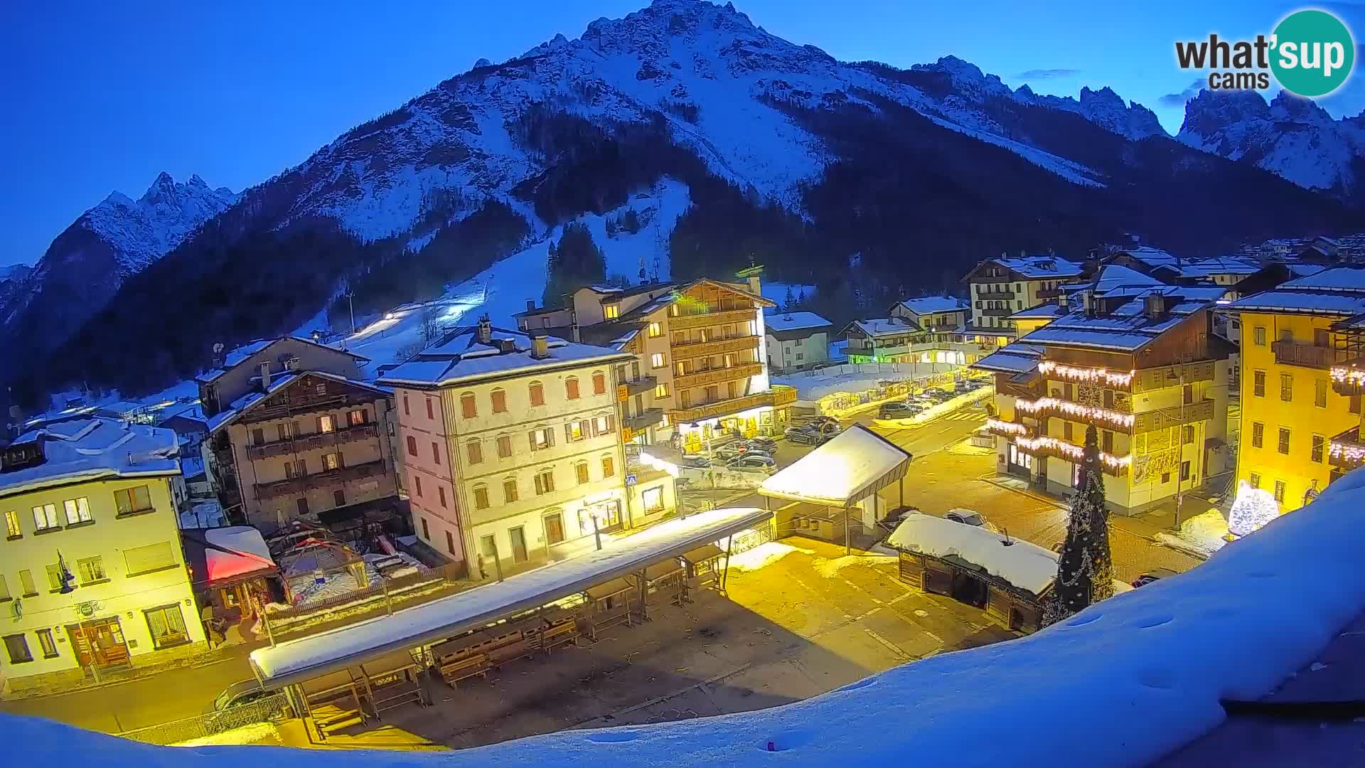 Hauptplatz von Forni di Sopra
