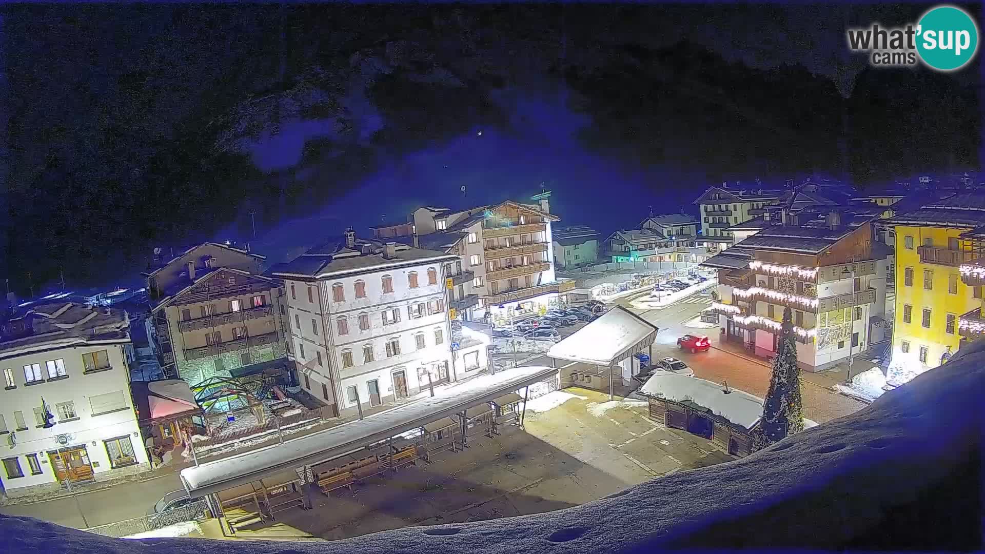 Hauptplatz von Forni di Sopra