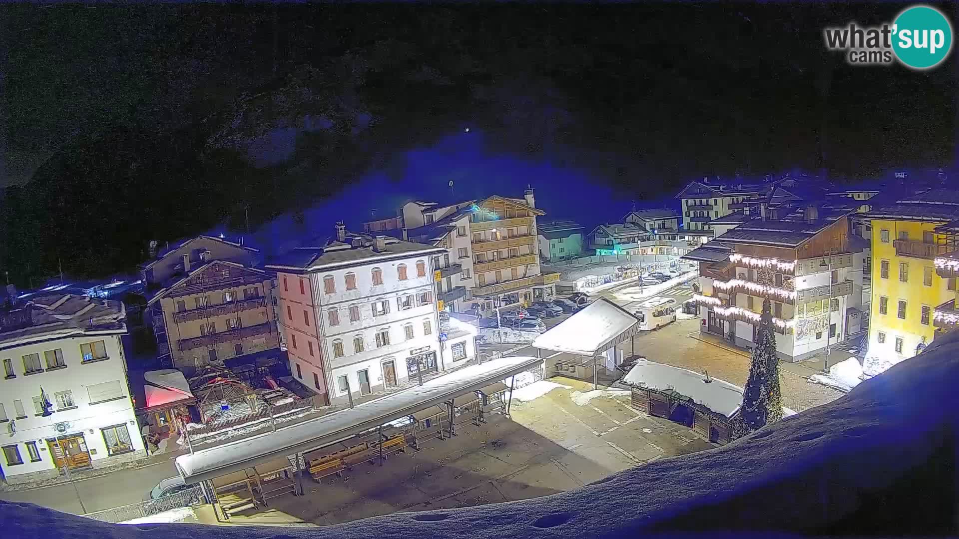 Hauptplatz von Forni di Sopra