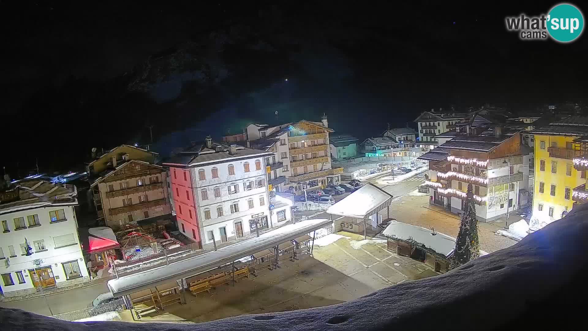 Hauptplatz von Forni di Sopra