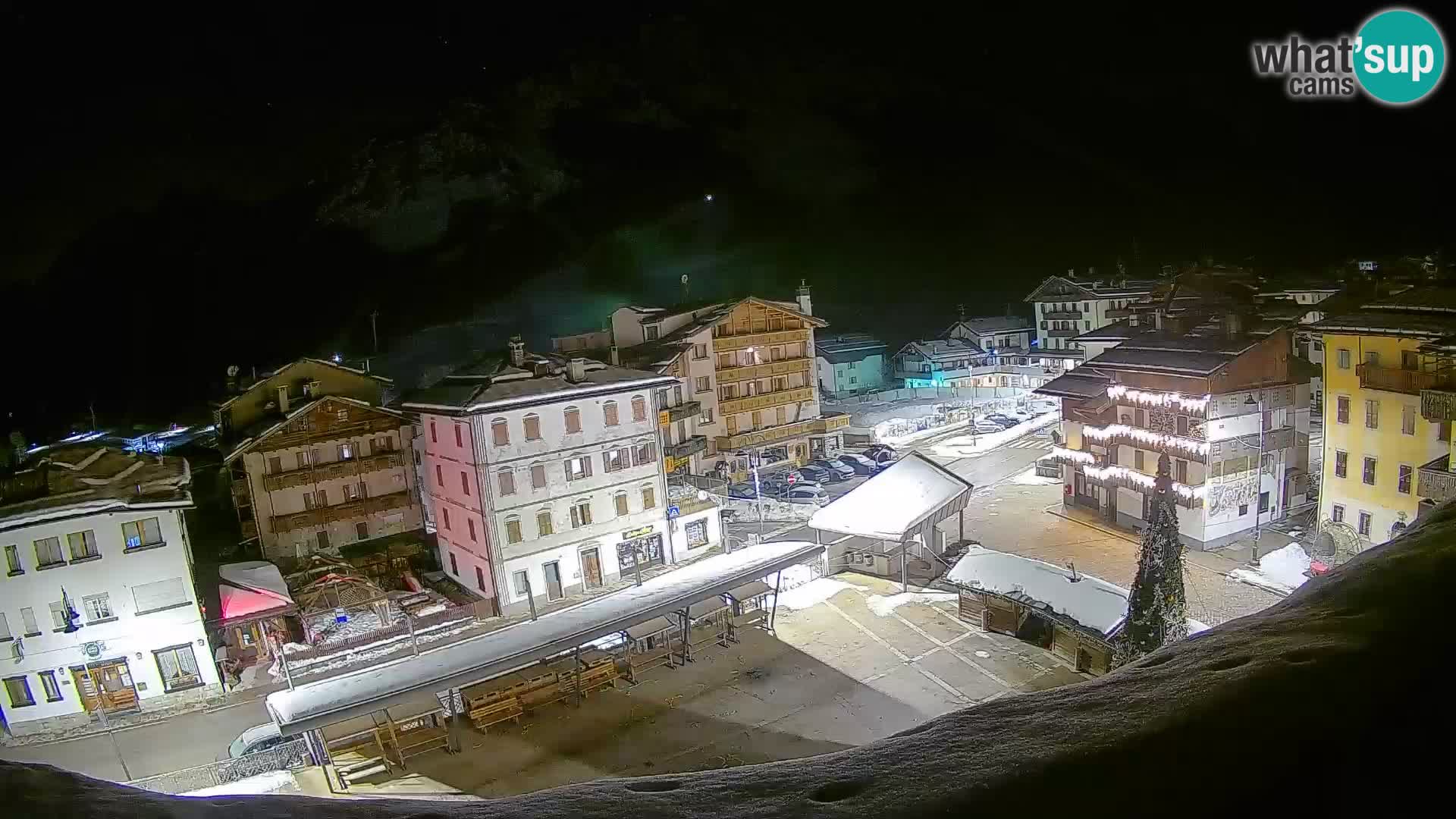 Hauptplatz von Forni di Sopra