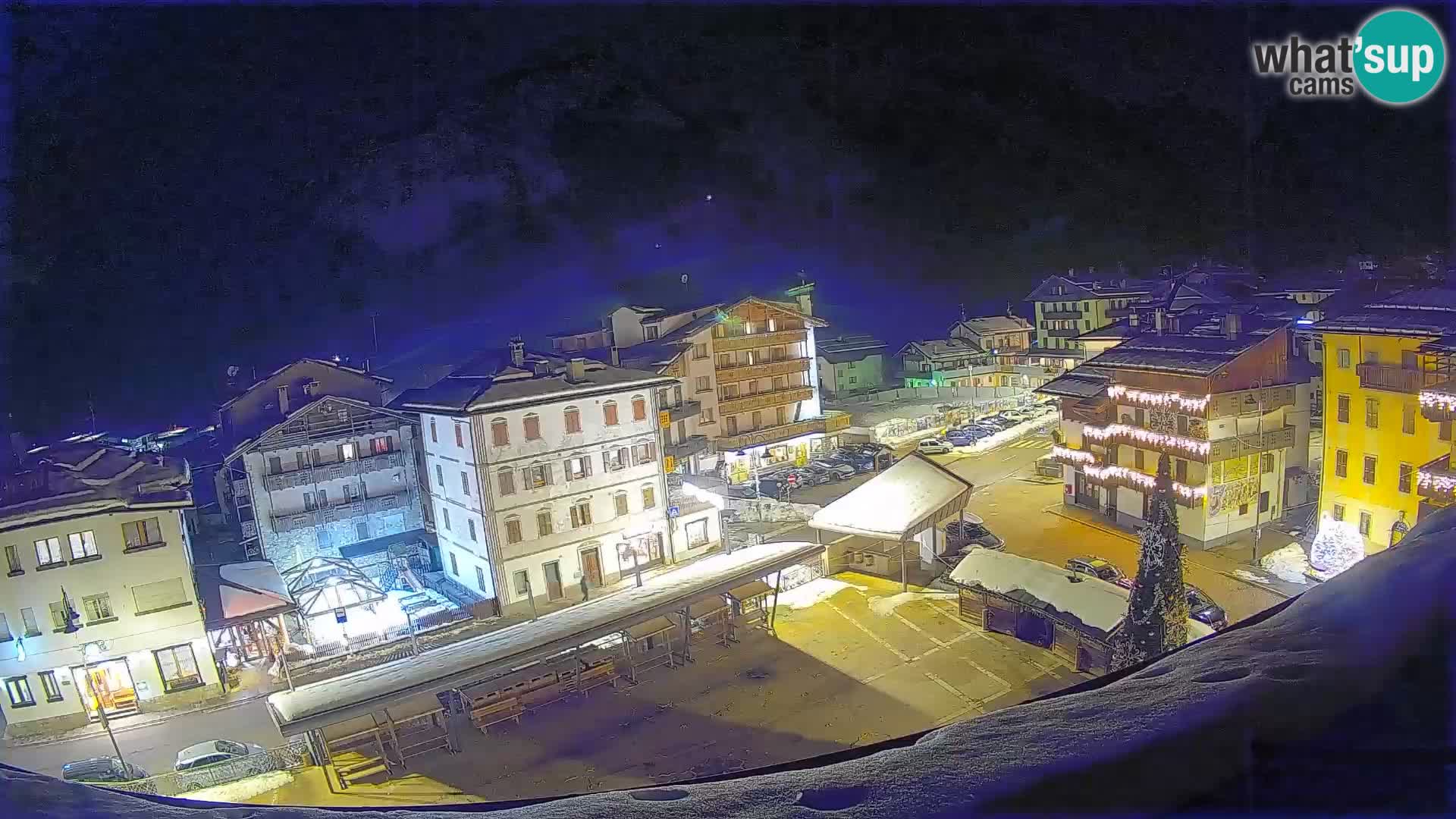 Hauptplatz von Forni di Sopra