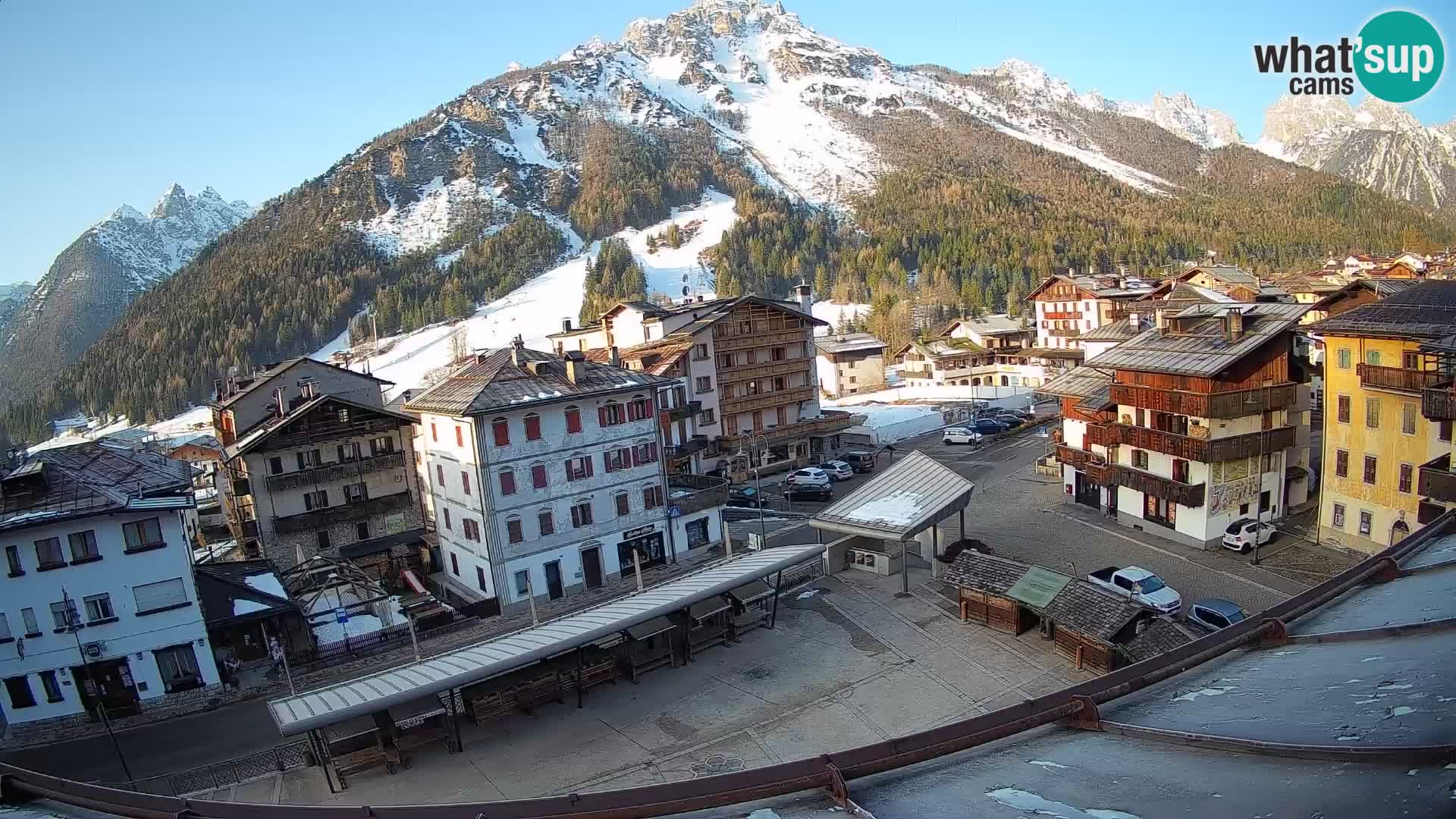 Hauptplatz von Forni di Sopra