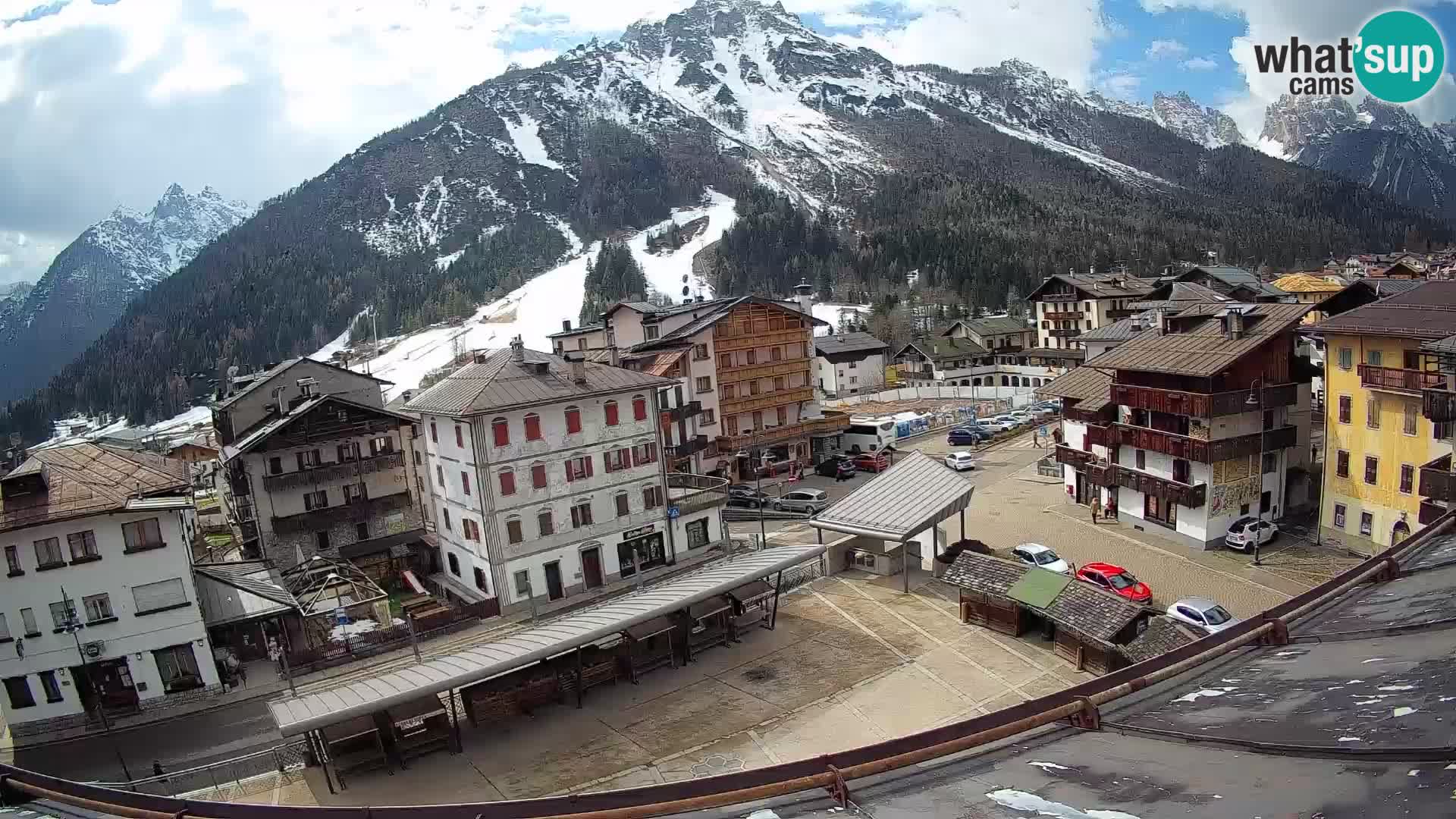 Hauptplatz von Forni di Sopra