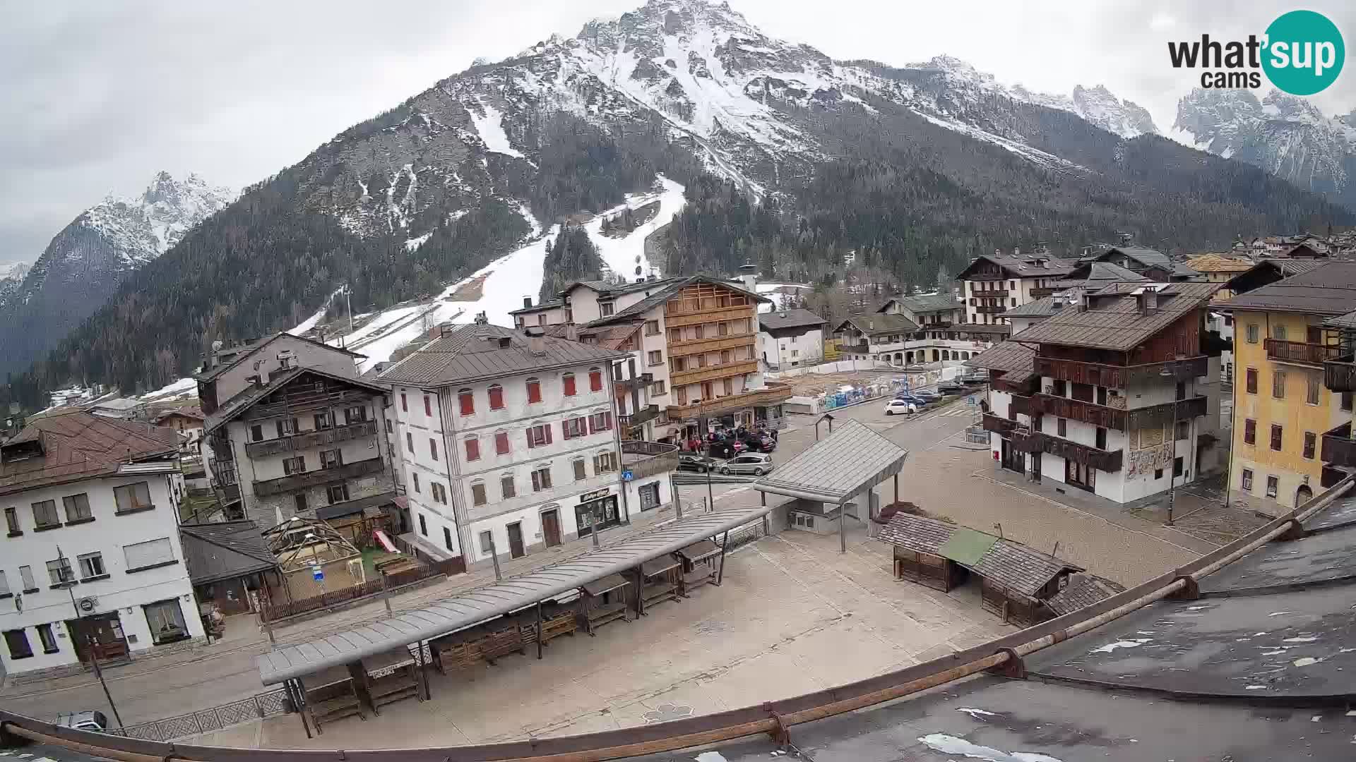 Hauptplatz von Forni di Sopra