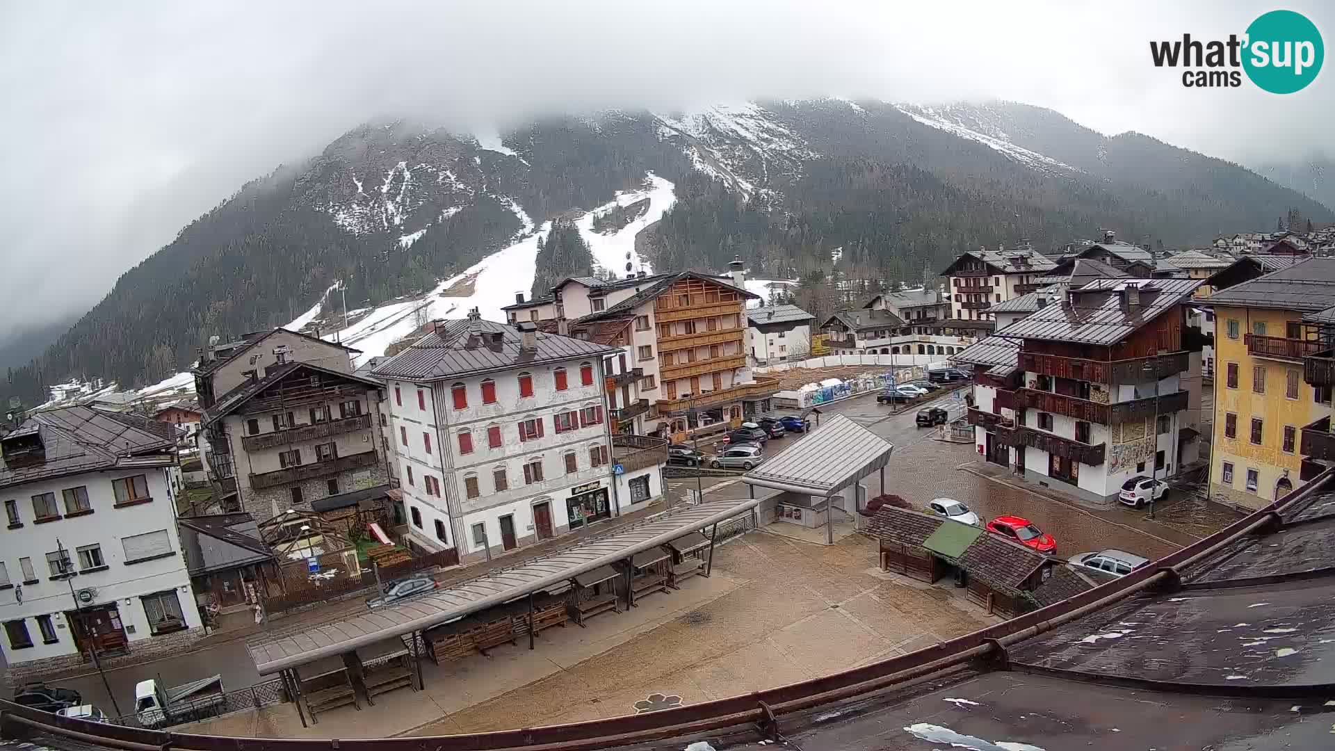 Hauptplatz von Forni di Sopra
