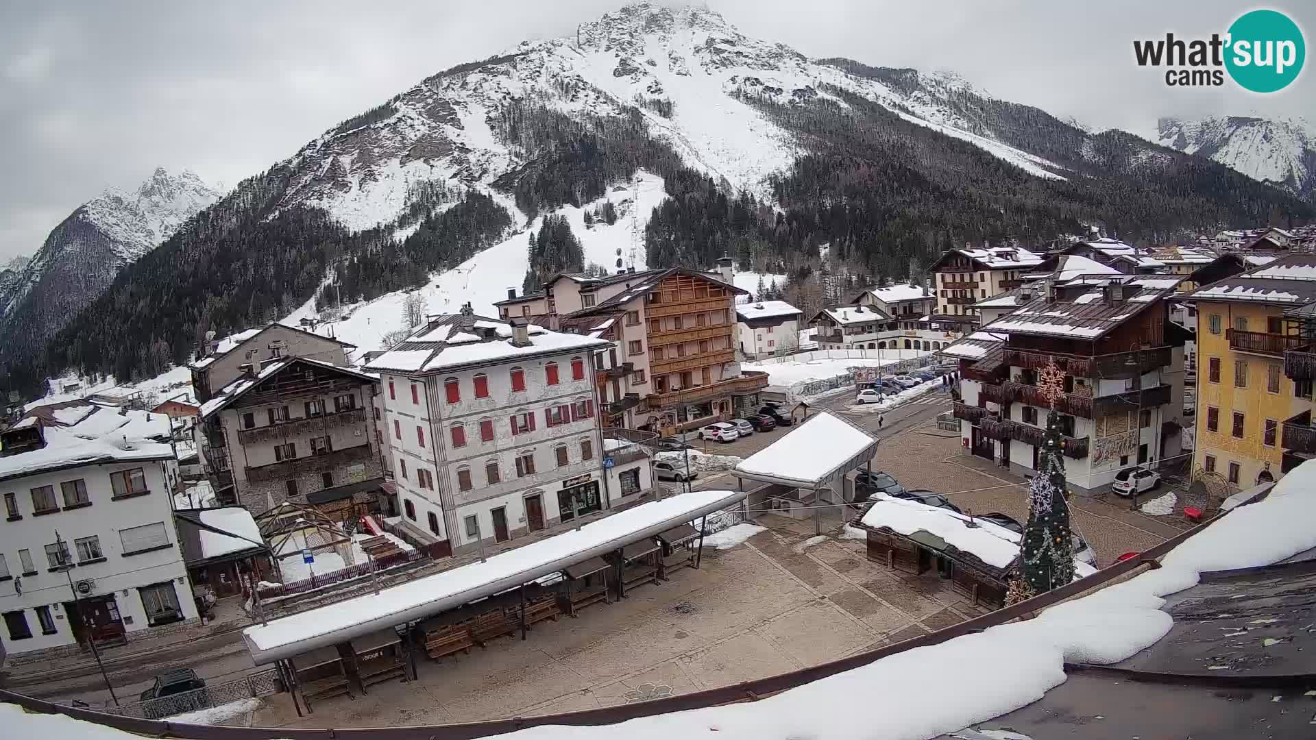 Hauptplatz von Forni di Sopra