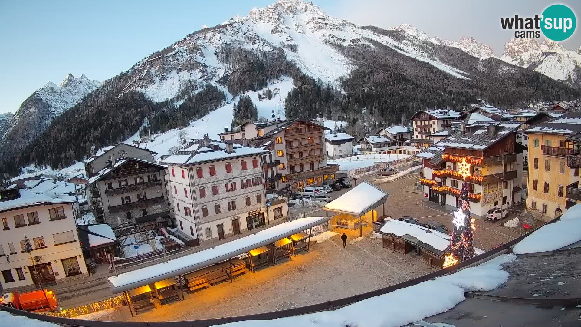 Hauptplatz von Forni di Sopra