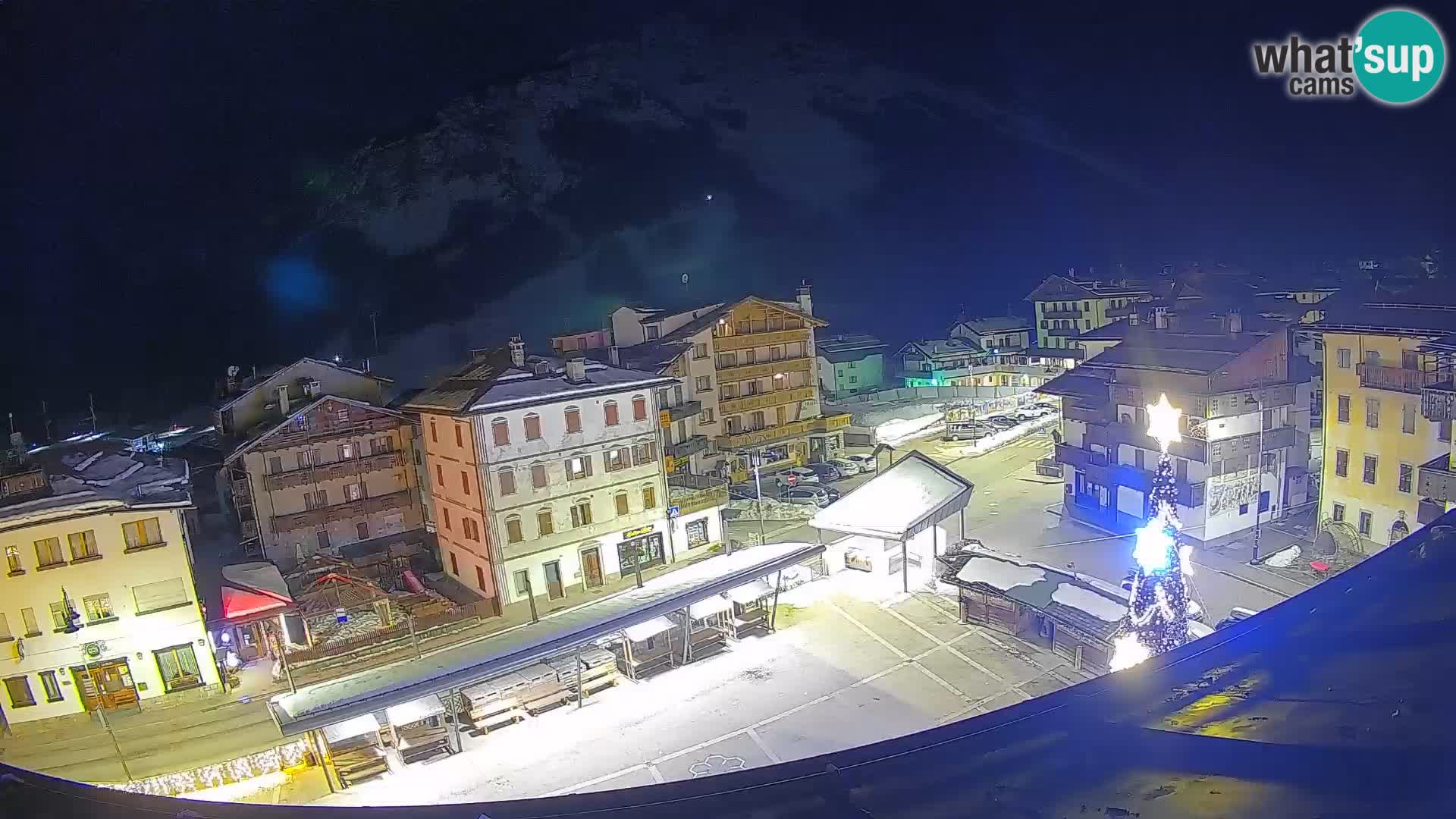 Hauptplatz von Forni di Sopra