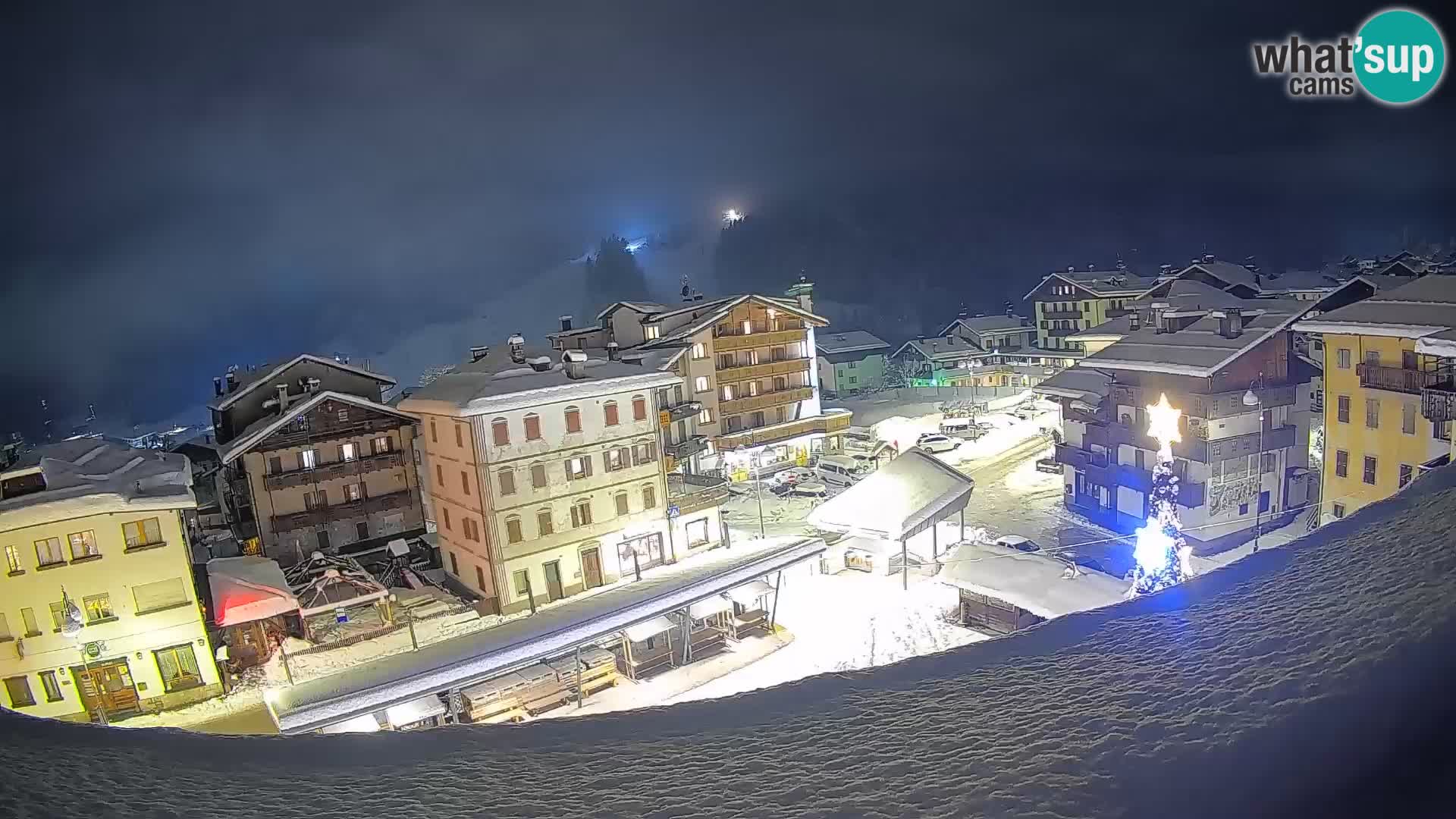Hauptplatz von Forni di Sopra