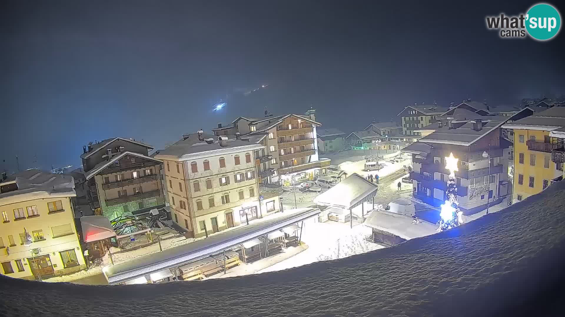 Plaza principal de Forni di Sopra