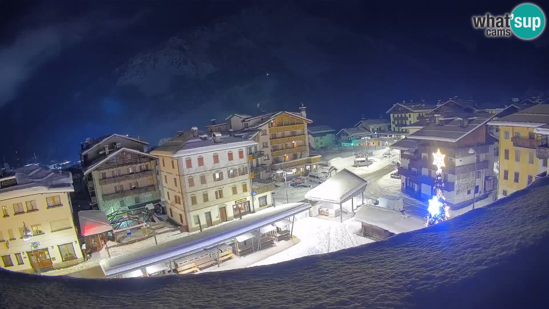 Hauptplatz von Forni di Sopra