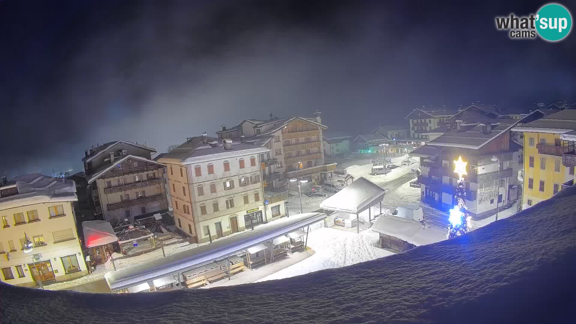 Hauptplatz von Forni di Sopra