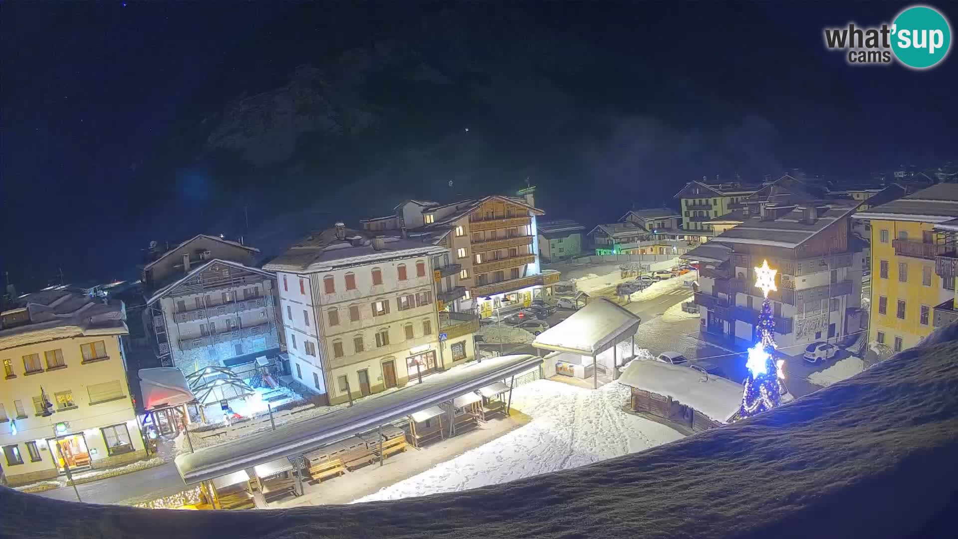 Hauptplatz von Forni di Sopra