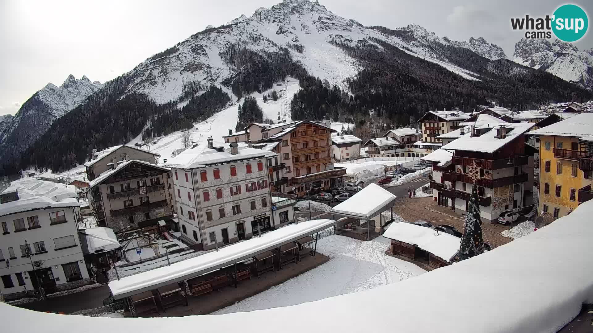 Hauptplatz von Forni di Sopra