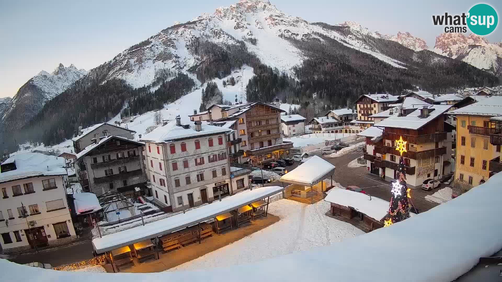 Hauptplatz von Forni di Sopra