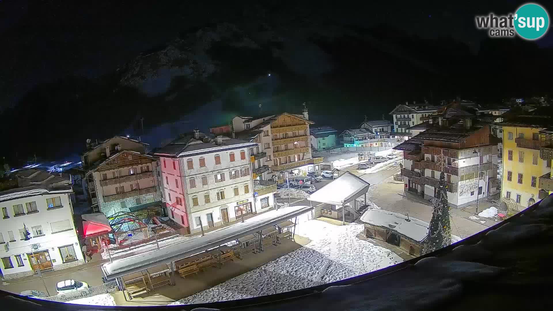 Hauptplatz von Forni di Sopra