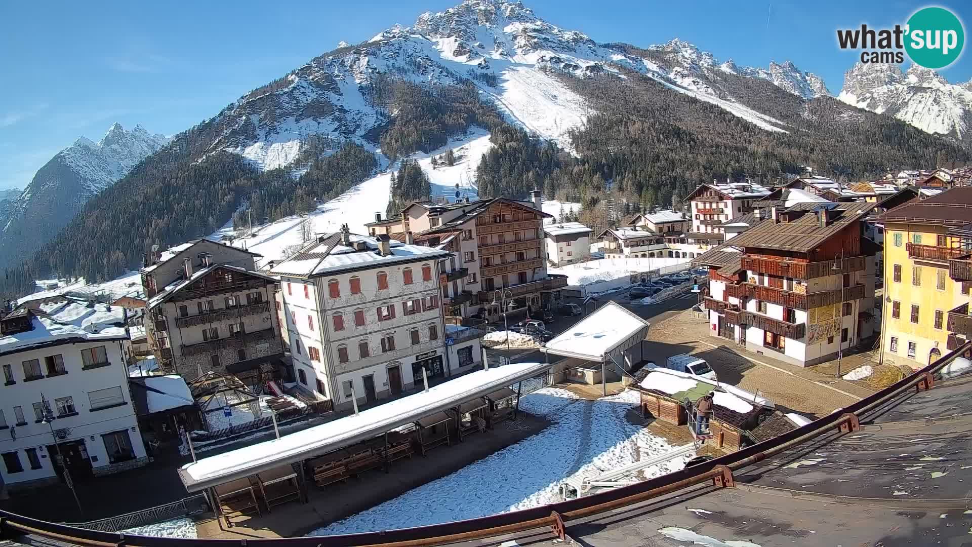 Hauptplatz von Forni di Sopra