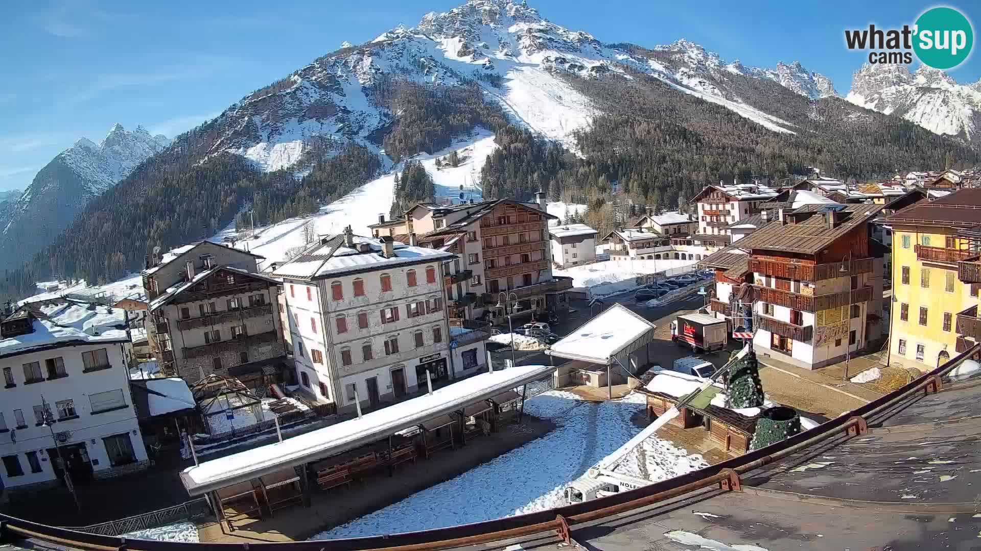 Hauptplatz von Forni di Sopra