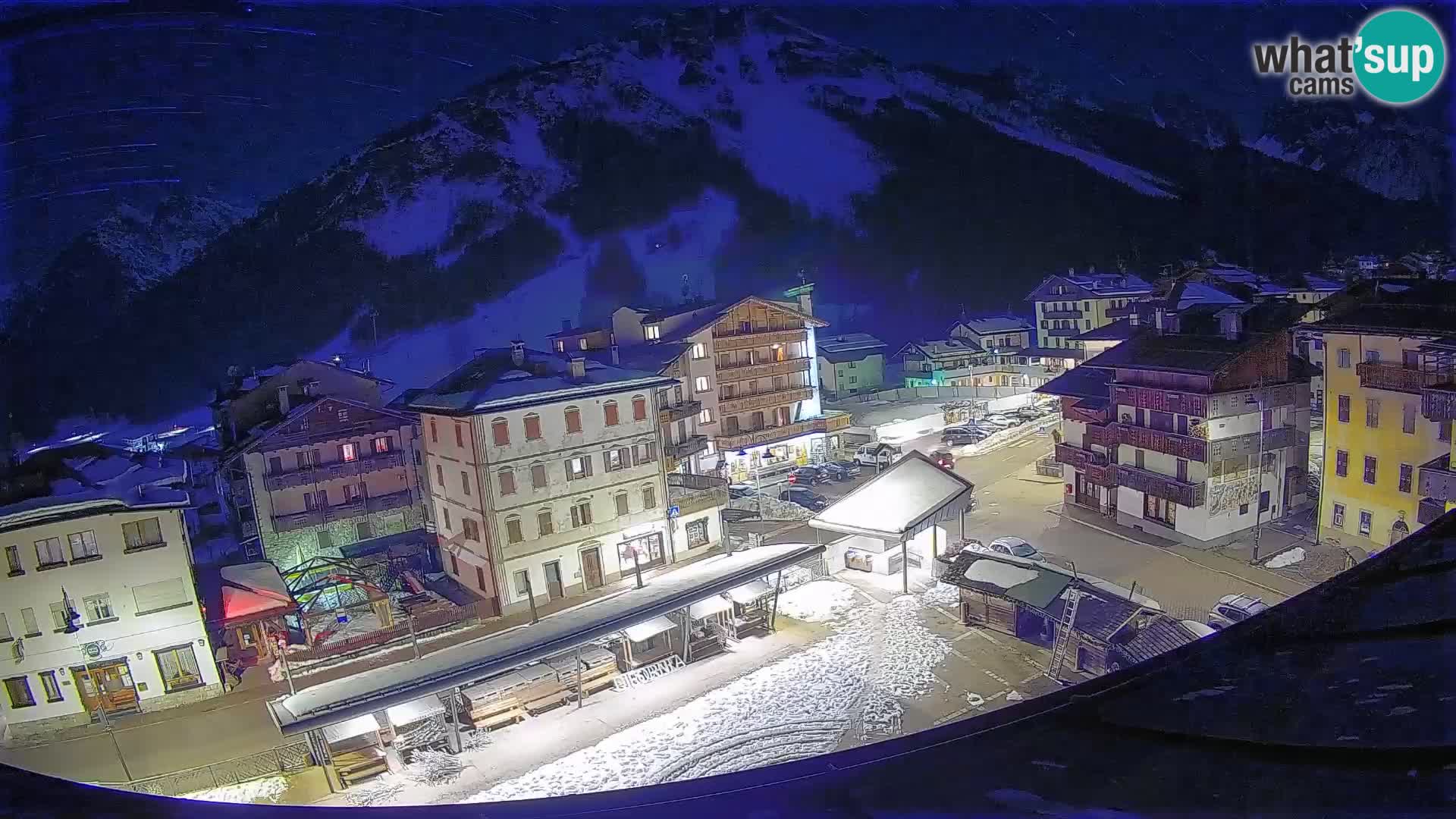 Hauptplatz von Forni di Sopra