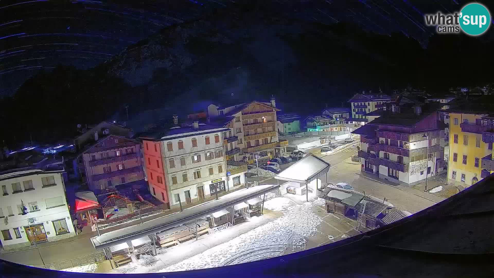 Hauptplatz von Forni di Sopra