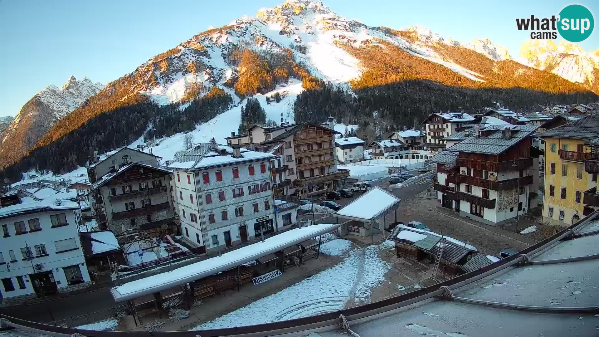 Hauptplatz von Forni di Sopra