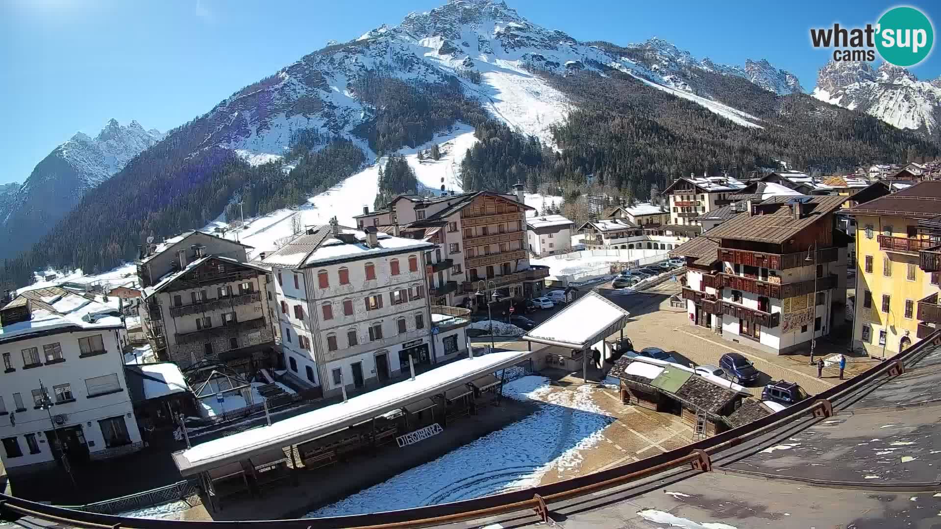 Hauptplatz von Forni di Sopra