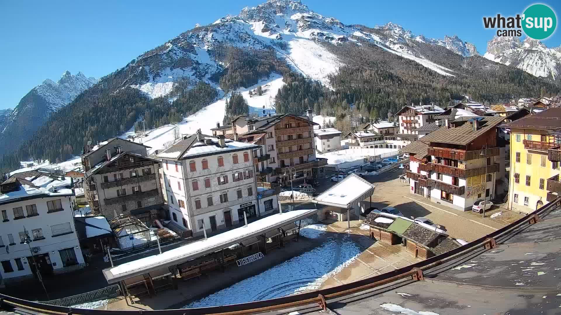 Hauptplatz von Forni di Sopra