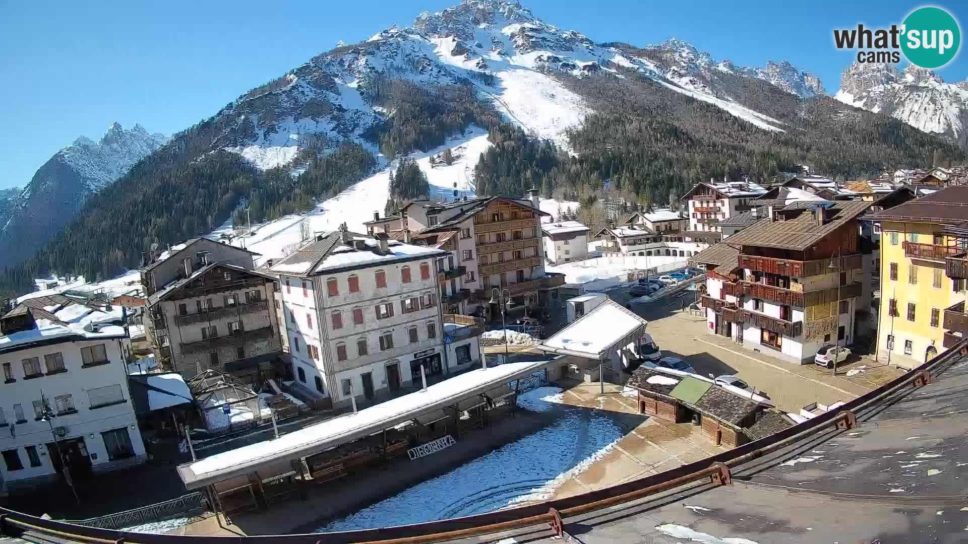 Hauptplatz von Forni di Sopra
