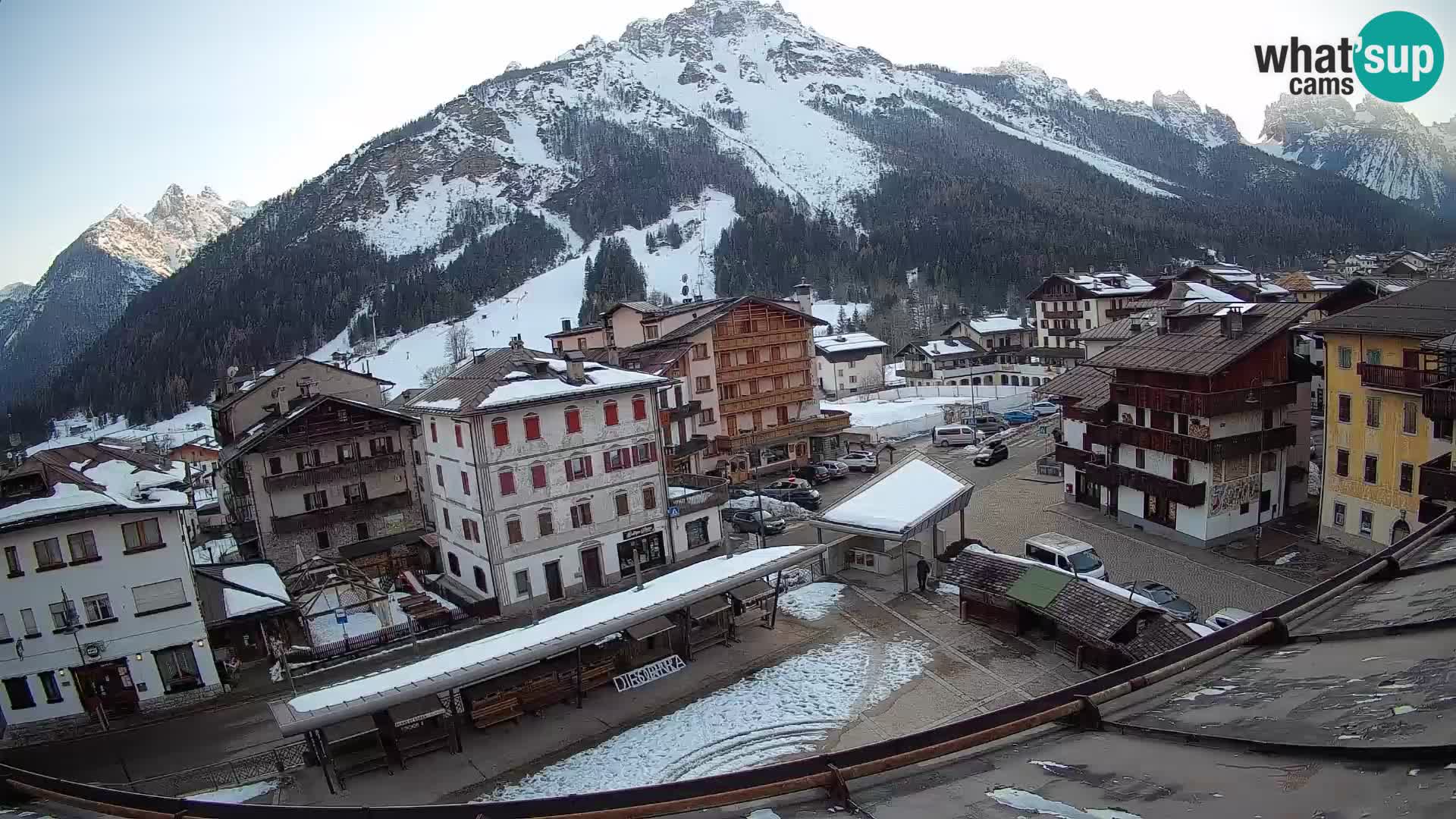 Plaza principal de Forni di Sopra