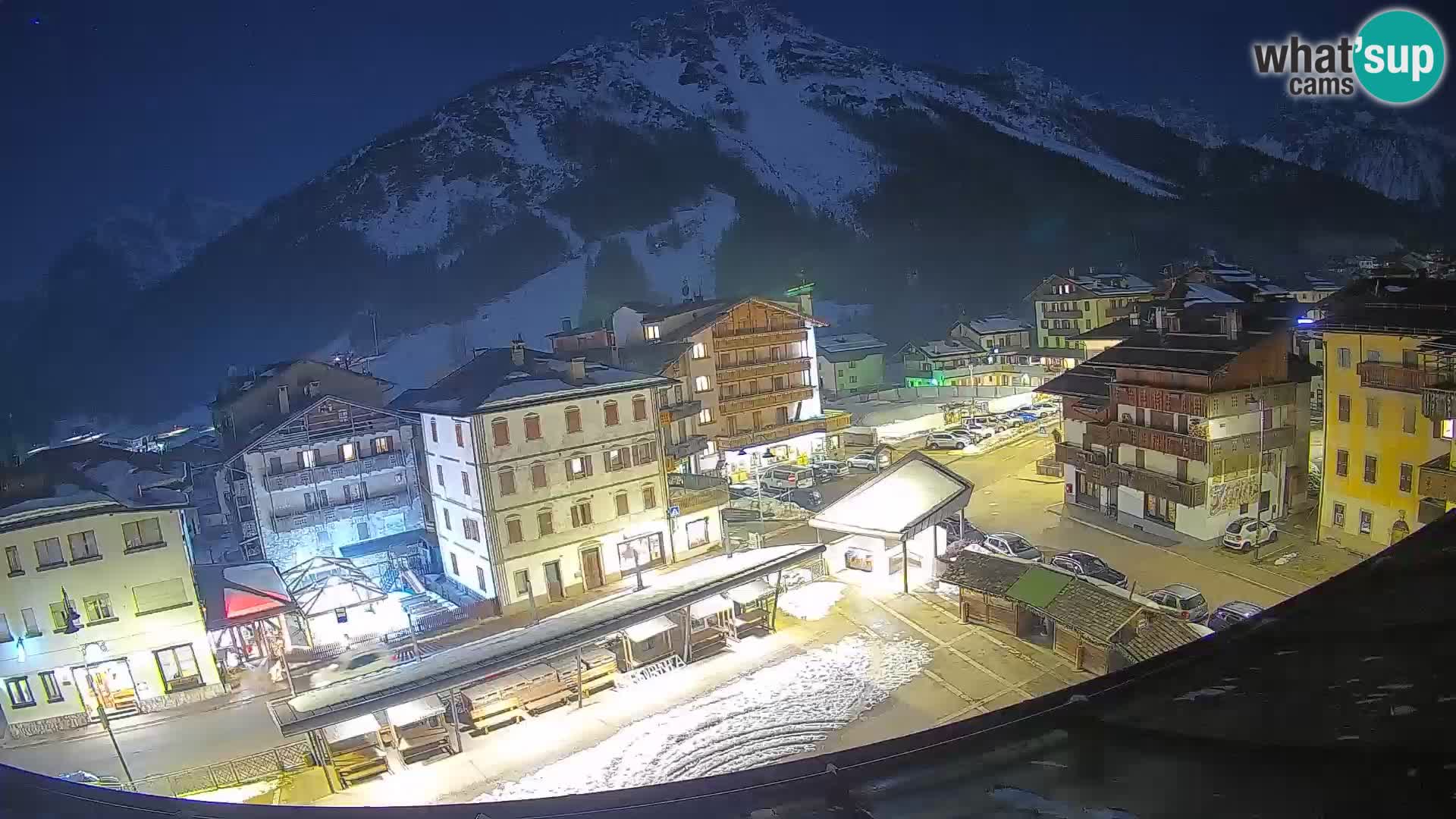 Hauptplatz von Forni di Sopra