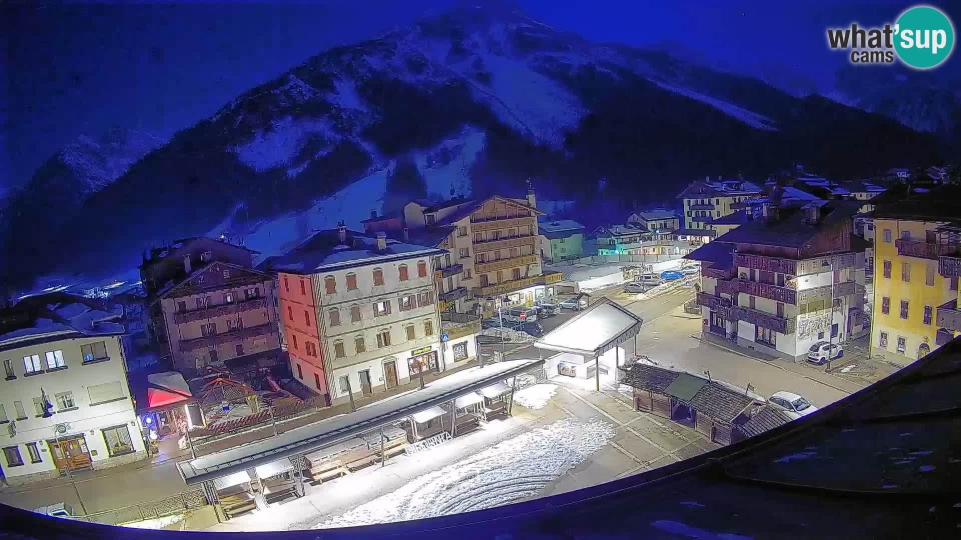 Hauptplatz von Forni di Sopra