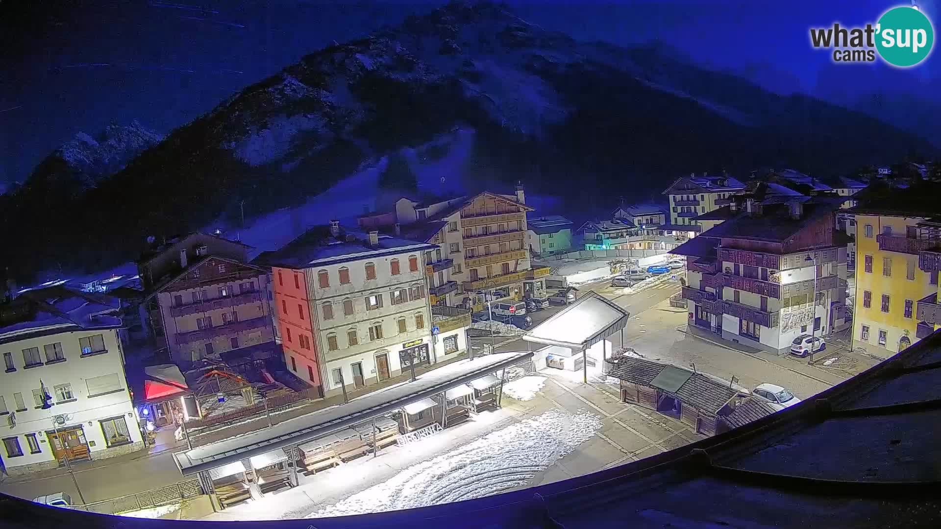 Hauptplatz von Forni di Sopra