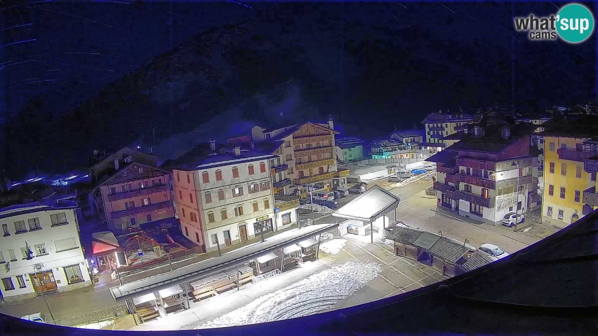 Hauptplatz von Forni di Sopra