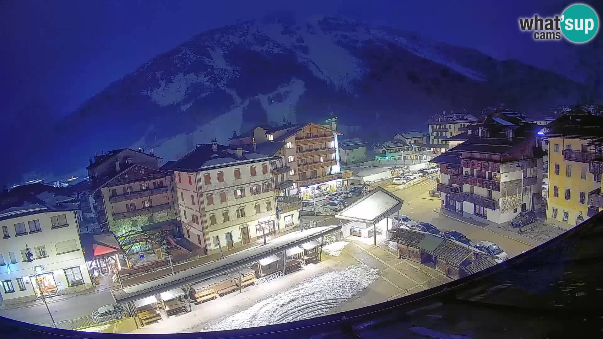 Hauptplatz von Forni di Sopra