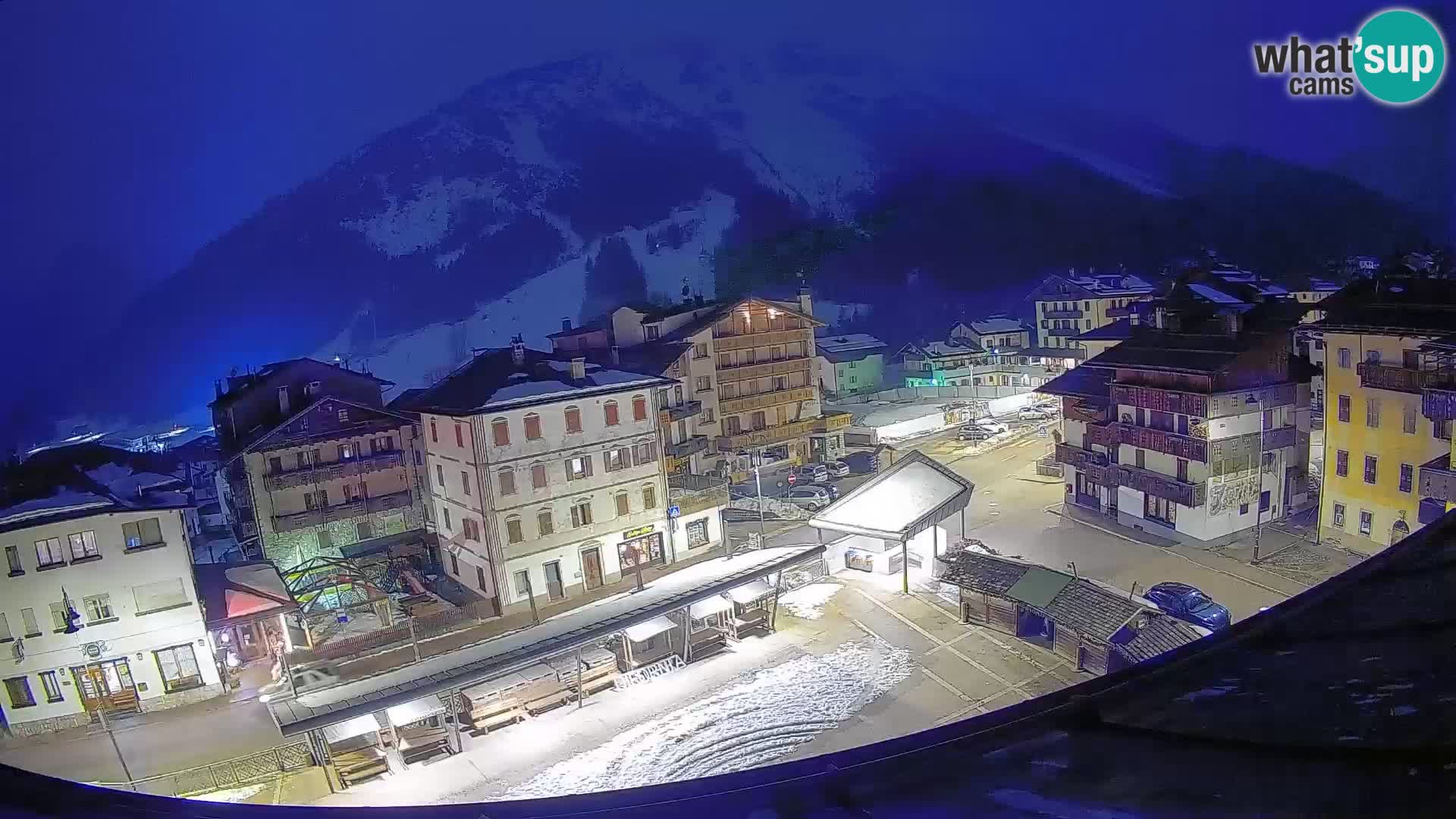 Hauptplatz von Forni di Sopra