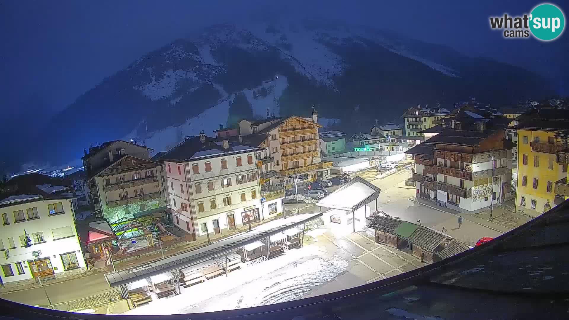 Hauptplatz von Forni di Sopra