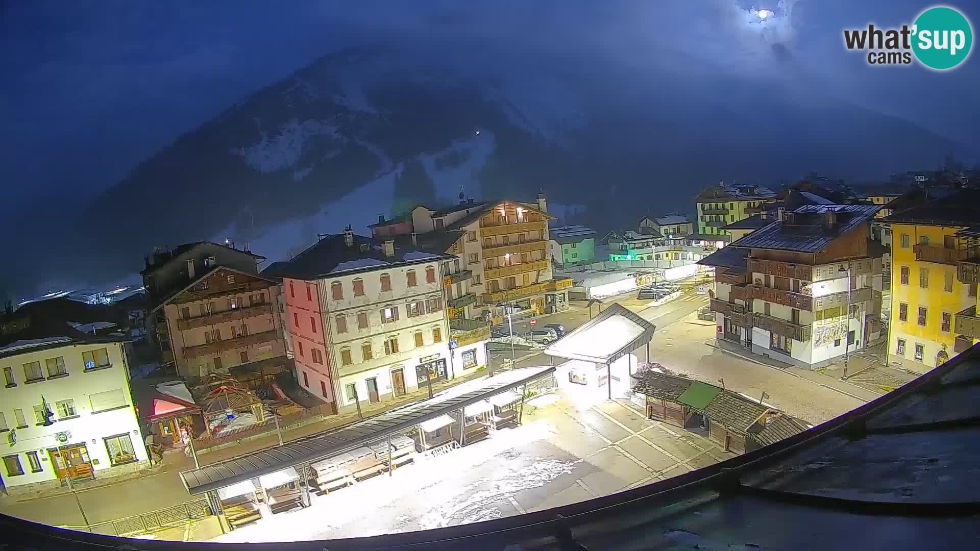 Hauptplatz von Forni di Sopra