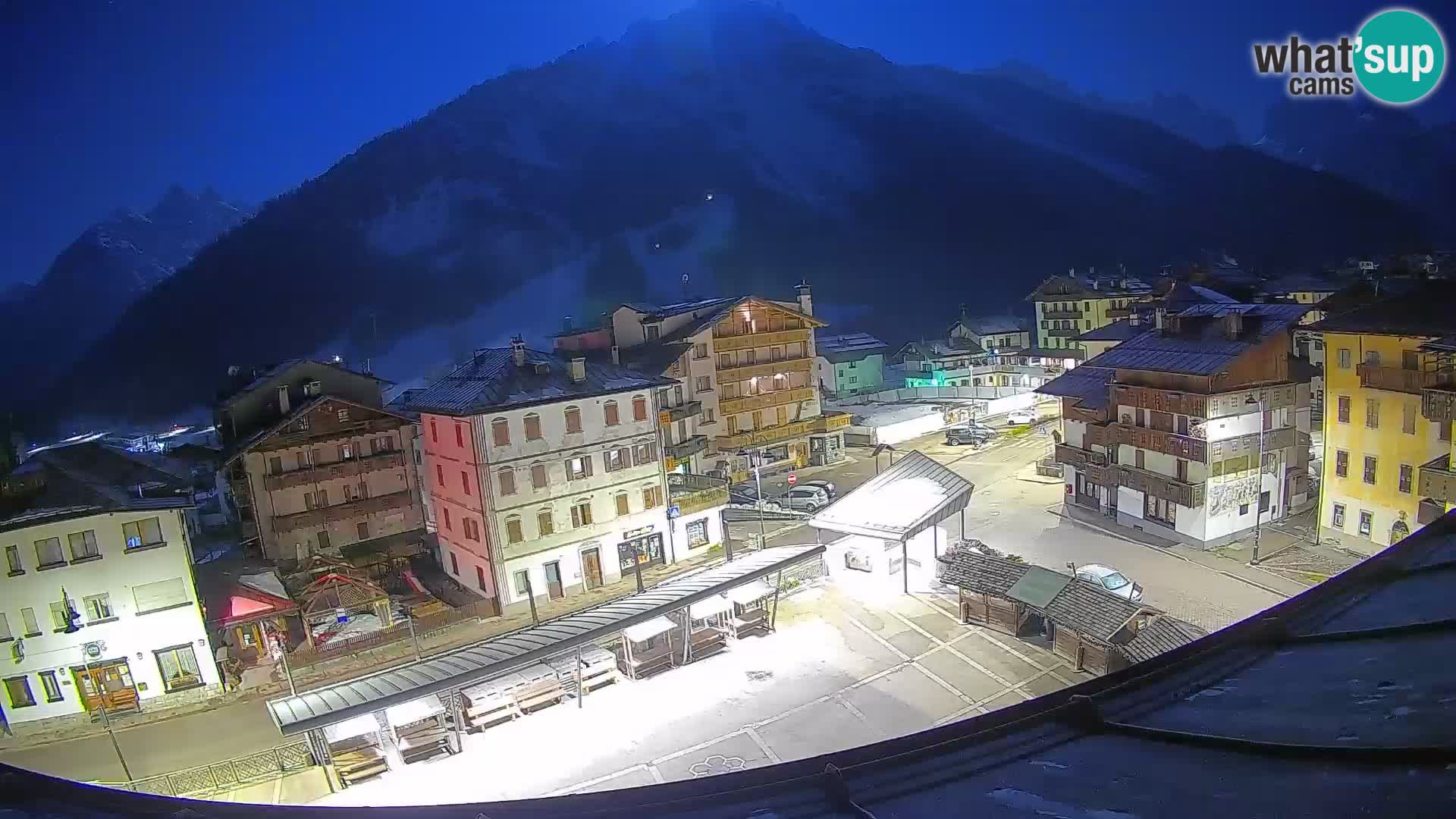 Hauptplatz von Forni di Sopra