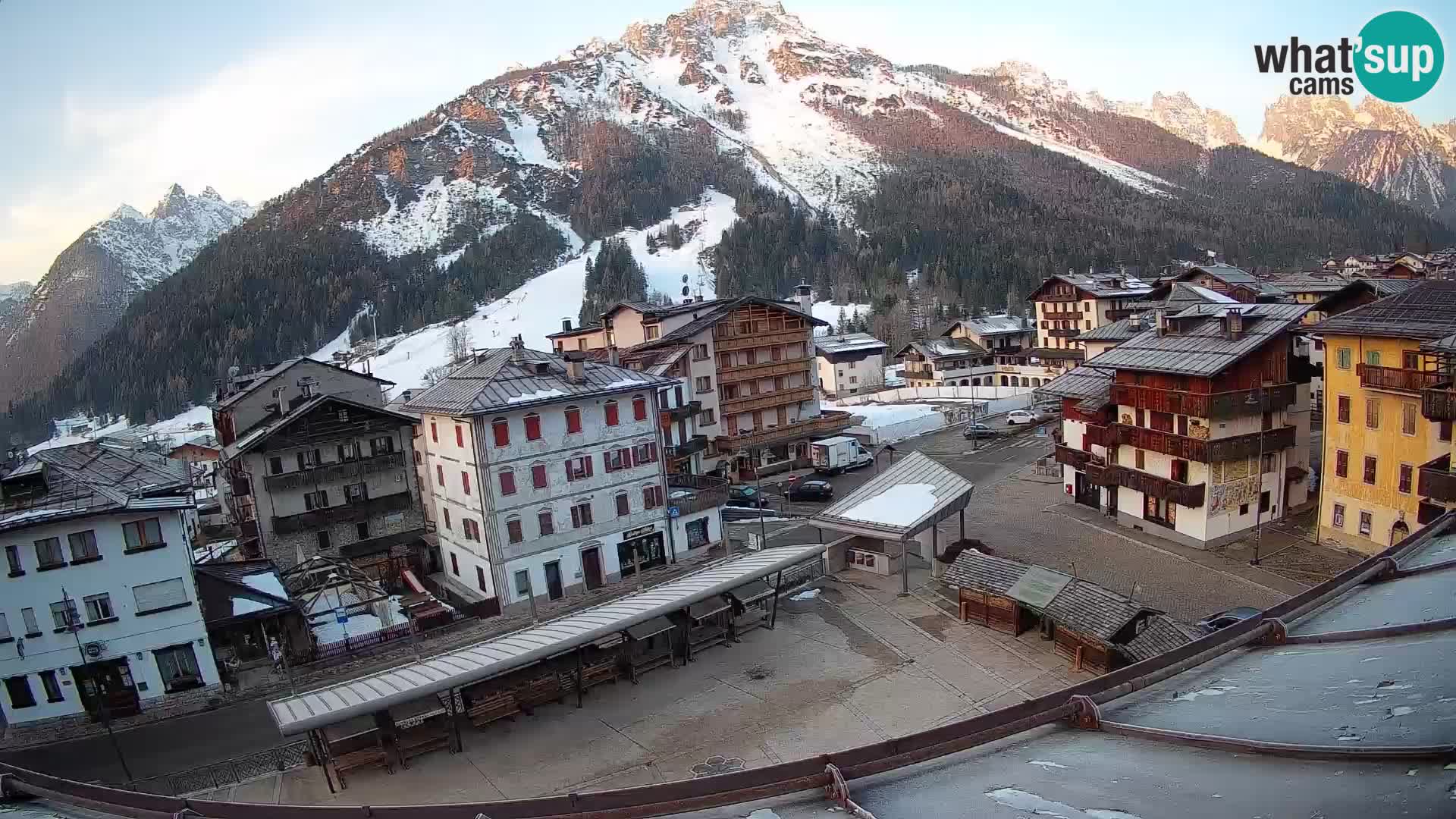 Hauptplatz von Forni di Sopra