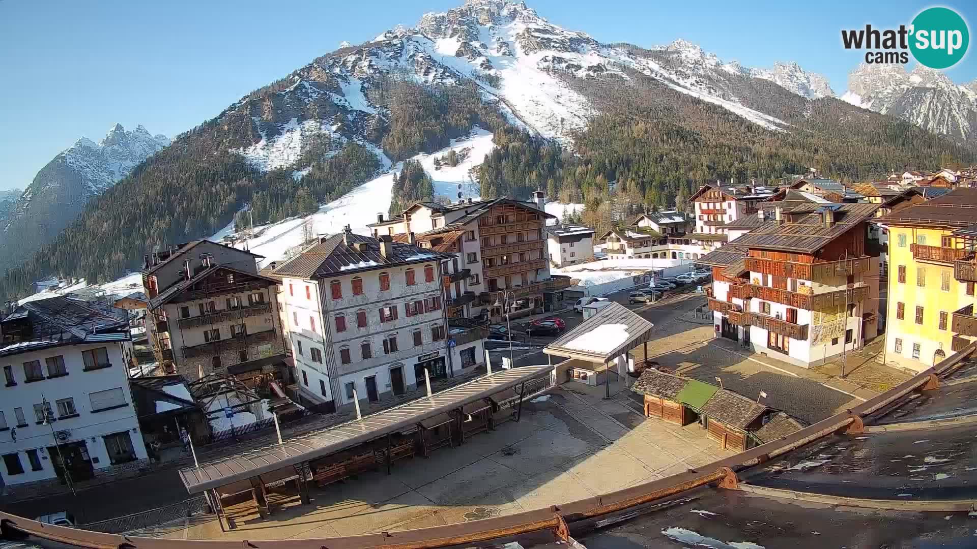 Hauptplatz von Forni di Sopra