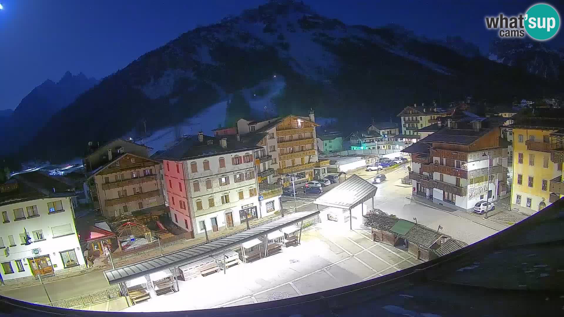 Hauptplatz von Forni di Sopra