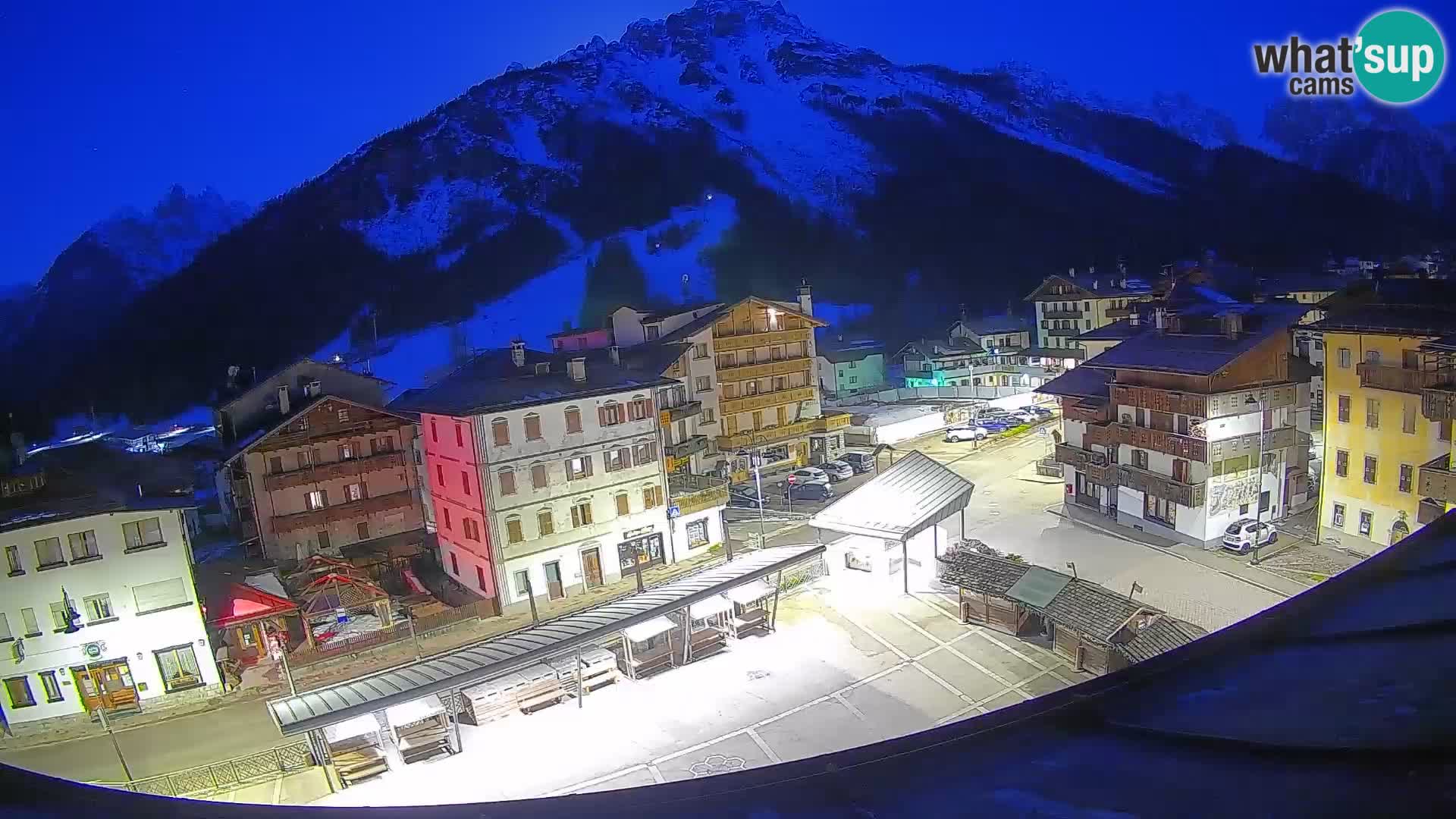 Hauptplatz von Forni di Sopra