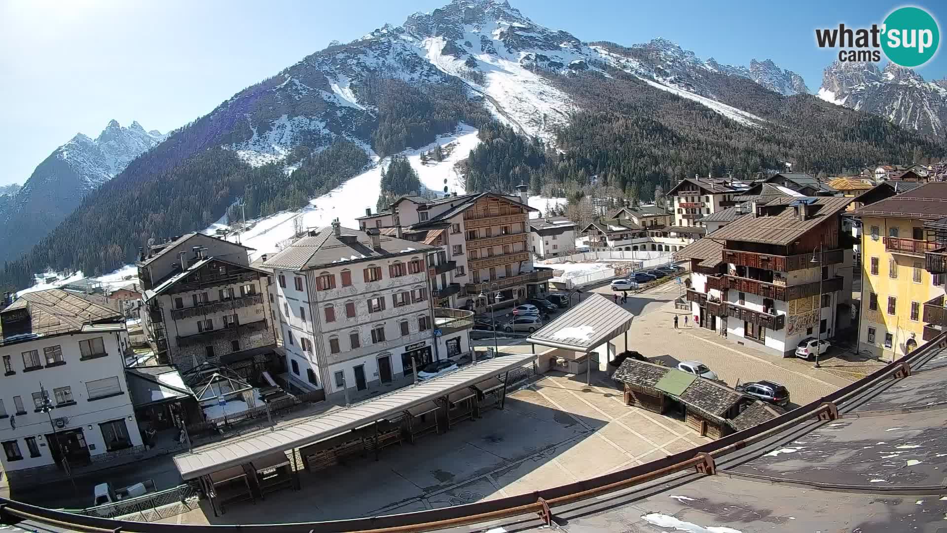 Hauptplatz von Forni di Sopra