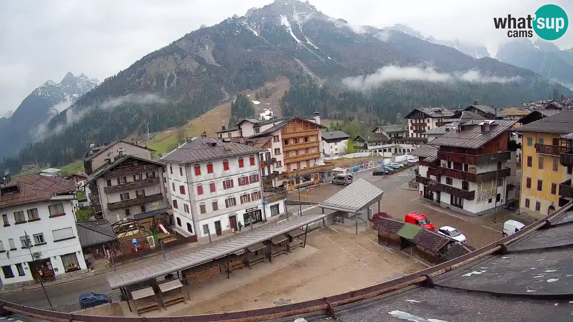 Hauptplatz von Forni di Sopra