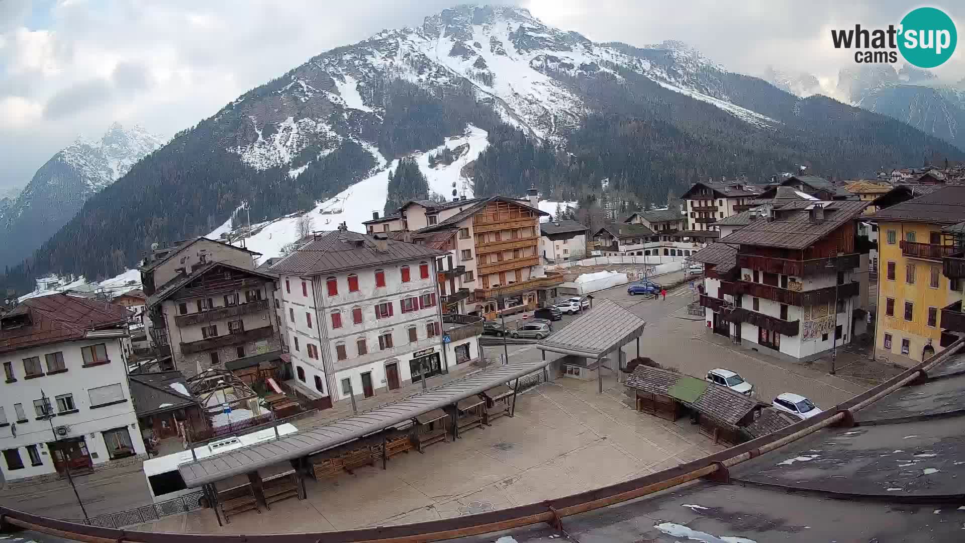 Hauptplatz von Forni di Sopra